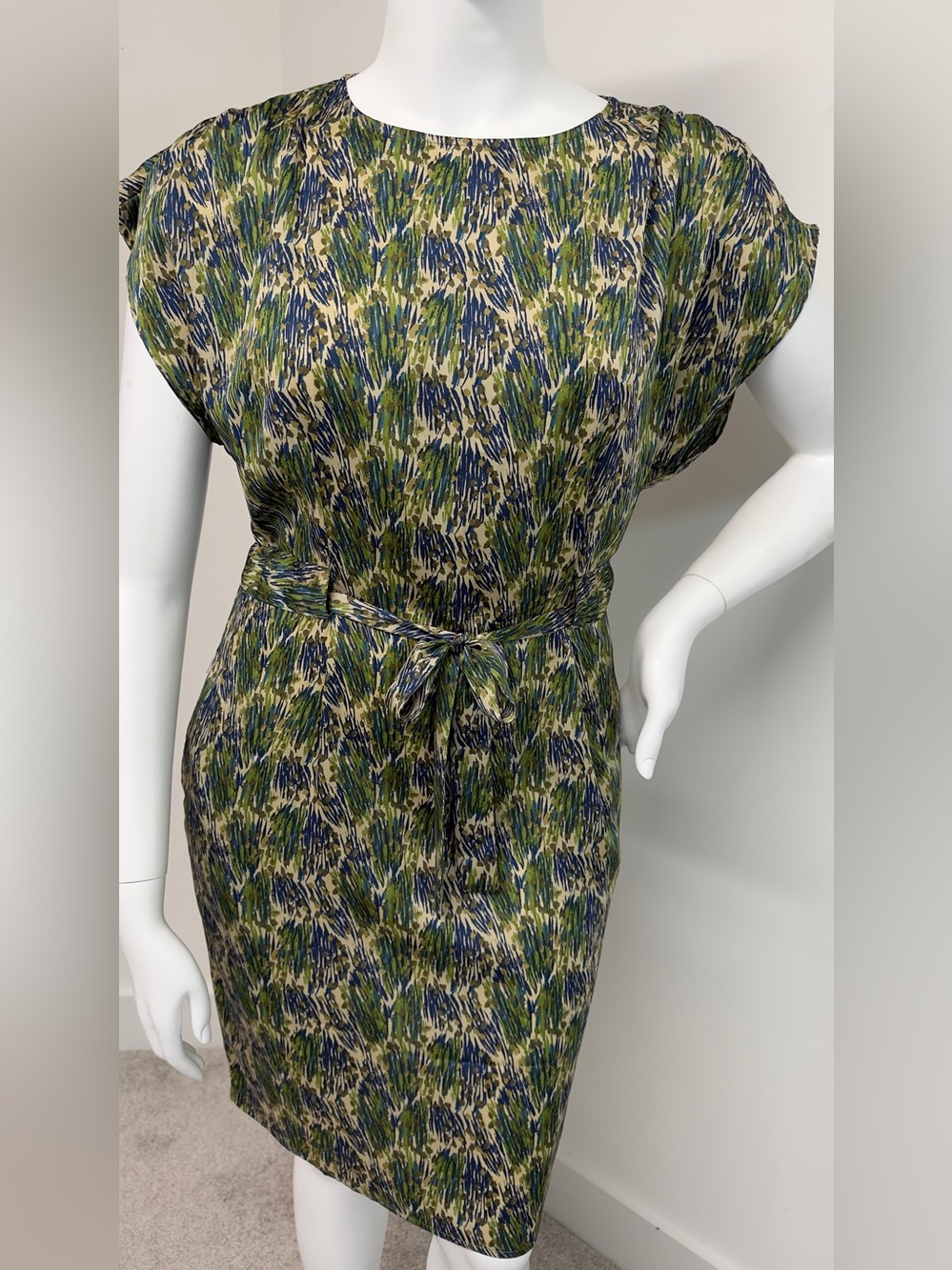 Coldwater Creek Abstract Print Belted Sheath Dress Size M 10-12 Blue Green